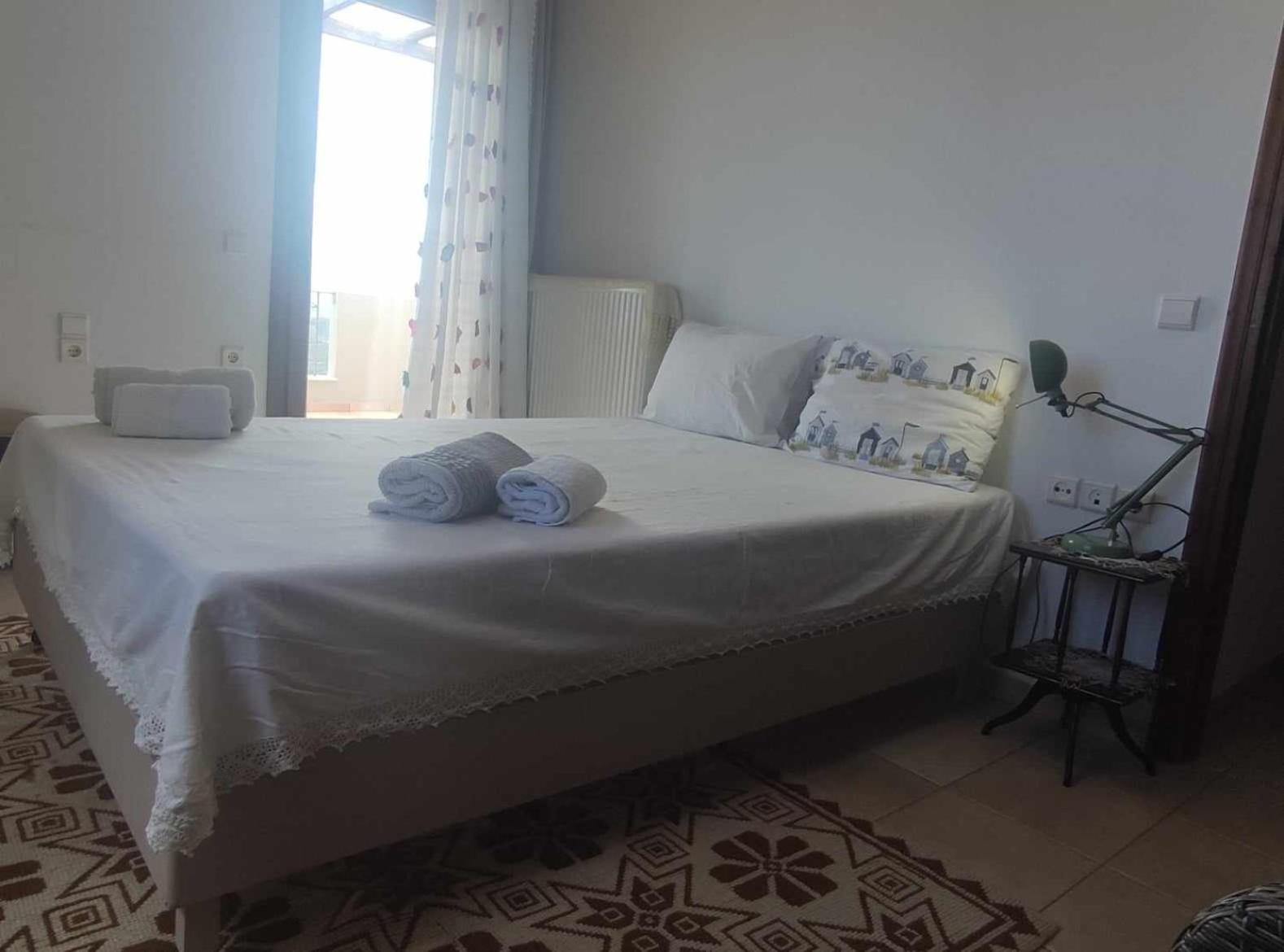 Aletraki -Off-Grid Retreat Above Heraklion, Peaceful Views أرتشانيس المظهر الخارجي الصورة