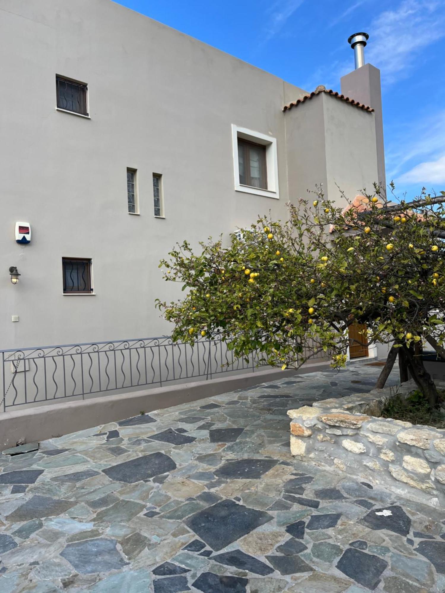 Aletraki -Off-Grid Retreat Above Heraklion, Peaceful Views أرتشانيس المظهر الخارجي الصورة